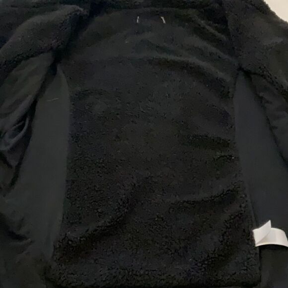 Alo yoga Sherpa lining hoodie size small - Picture 8 of 10